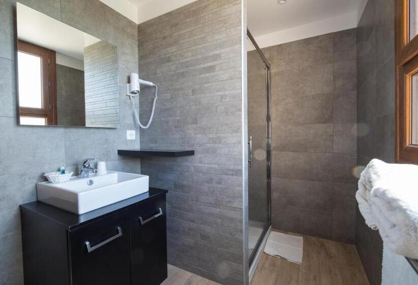 Номер Комфорт, Auberge Lustincone