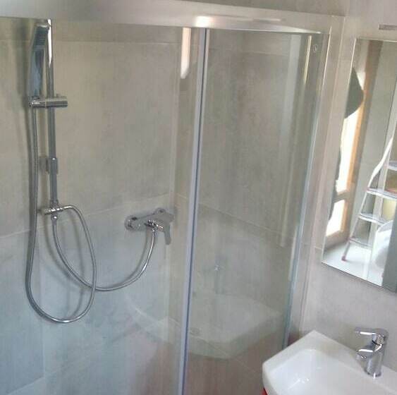 标准单人间, Catto Suisse