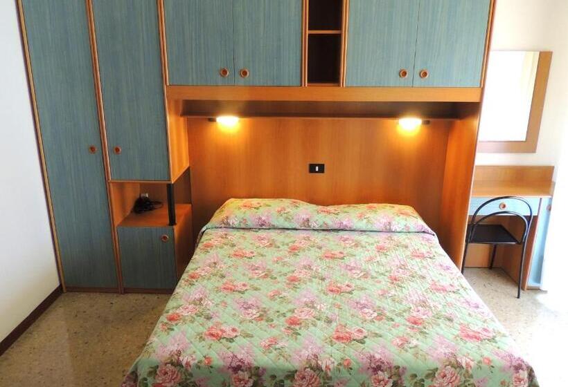 带阳台标准四人间, Catto Suisse