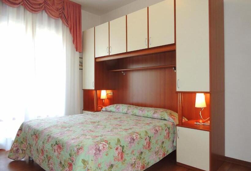 带阳台标准四人间, Catto Suisse