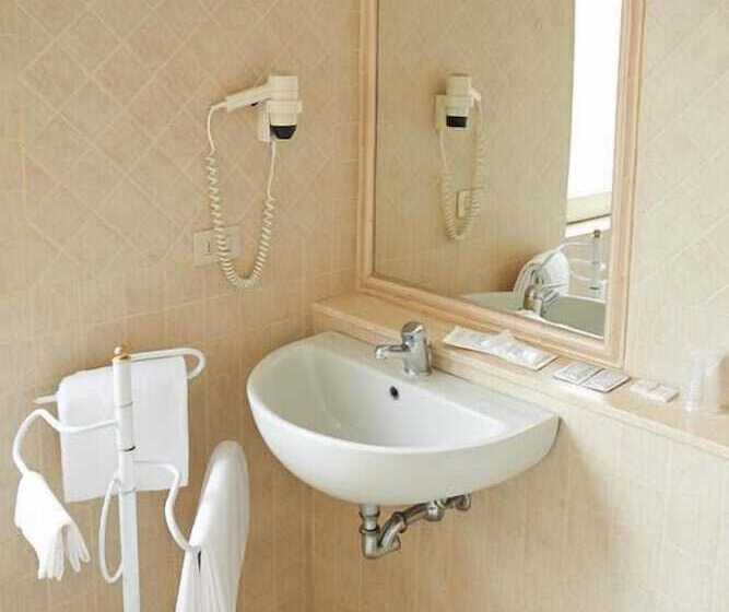 اتاق استاندارد, Cavallotti & Giotto