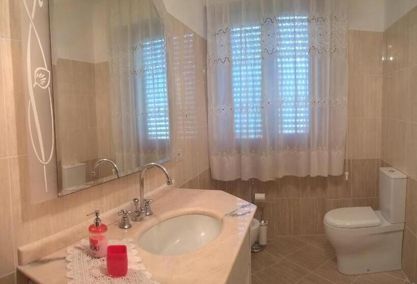 غرفة قياسية, Cecco Di Nara