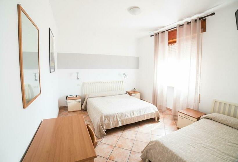 스탠다드 트리플 룸, Da Renato