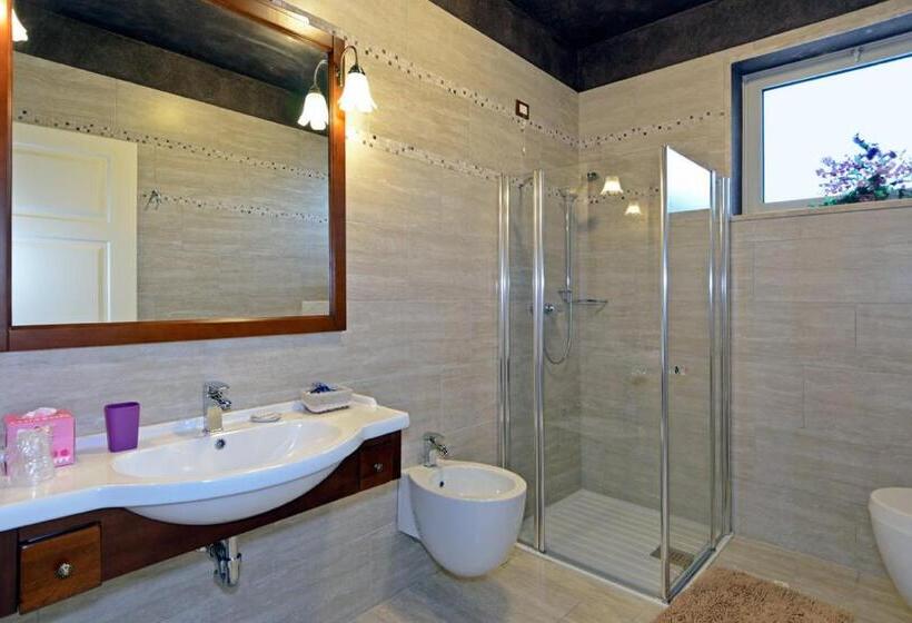 חדר סטנדרט עם מרפסת, La Chandelle