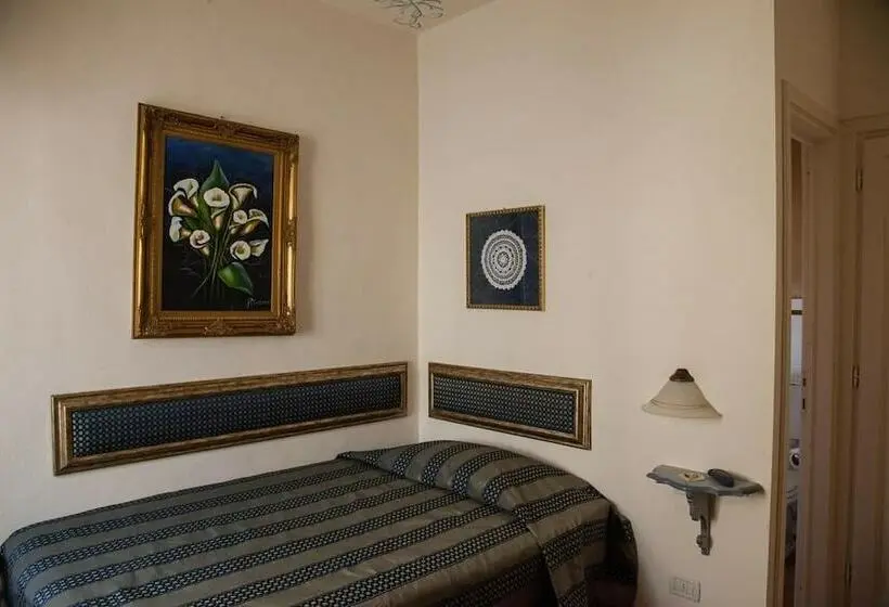 スーペリアシングルルーム, Locanda Degli Artisti