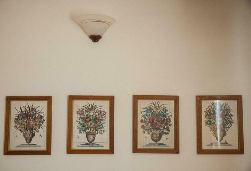 Номер Стандарт, Locanda Degli Artisti
