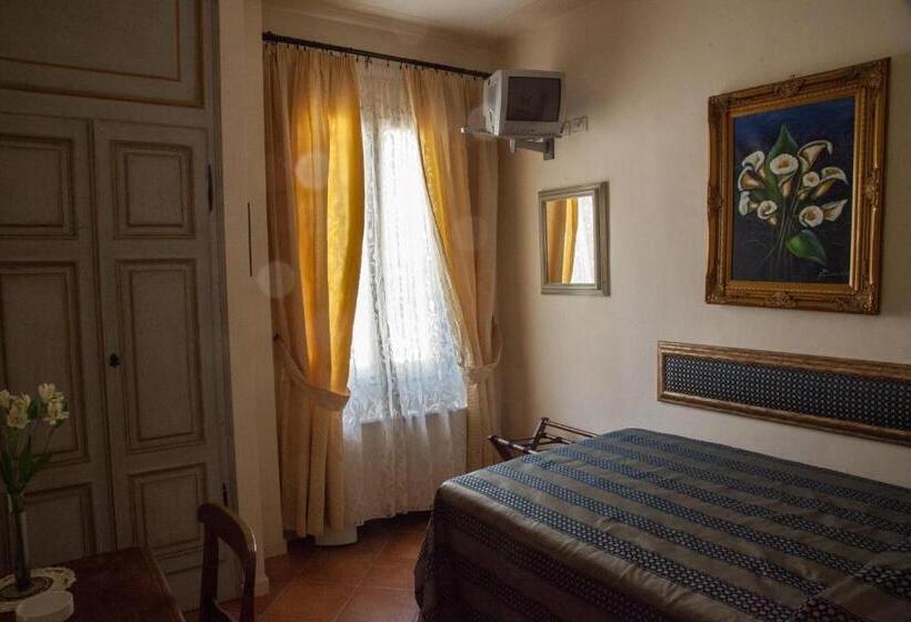 חדר סופריור יחיד, Locanda Degli Artisti