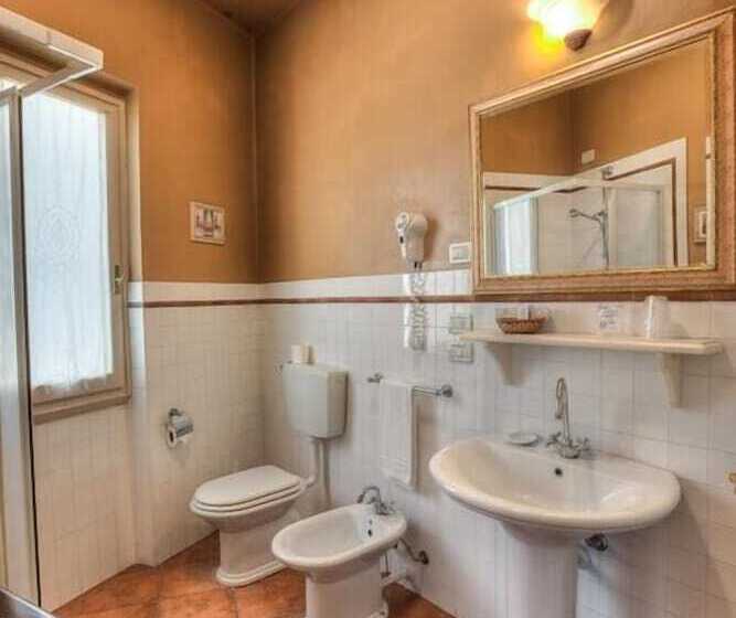 Standard room with outdoor bath, Locanda Degli Artisti