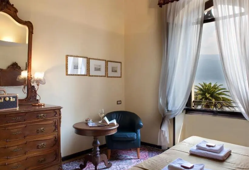 اتاق استاندارد با چشمانداز دریاچه, Villa Giulia