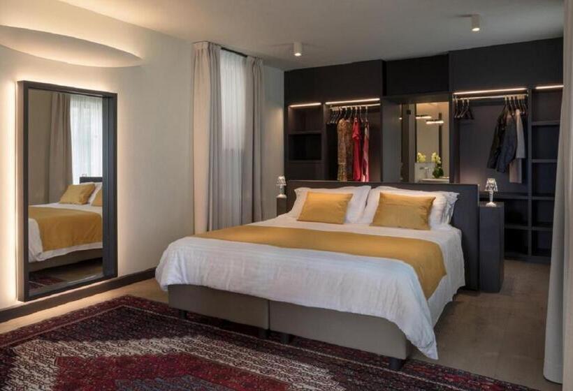 סוויטת ג'וניור נוף לאגם, Villa Giulia