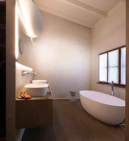 Suite with lake view, Villa Giulia