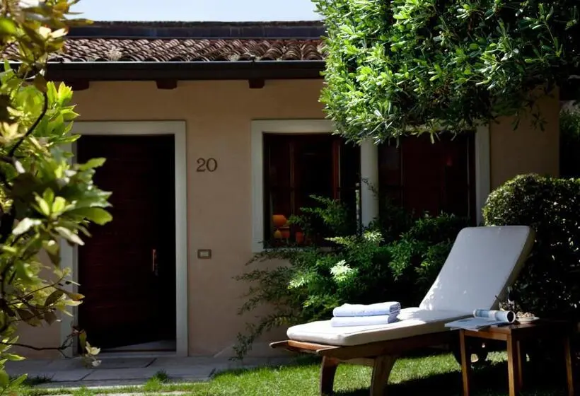 سوییت با چشمانداز باغ, Villa Giulia