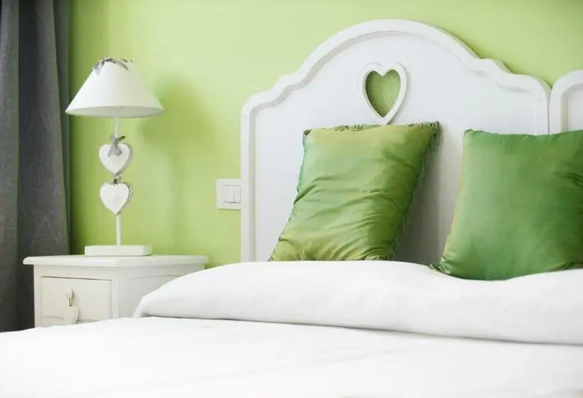 اتاق استاندارد, B&b The Divine