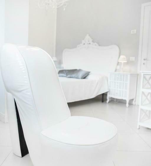 スタンダードルーム, B&b The Divine