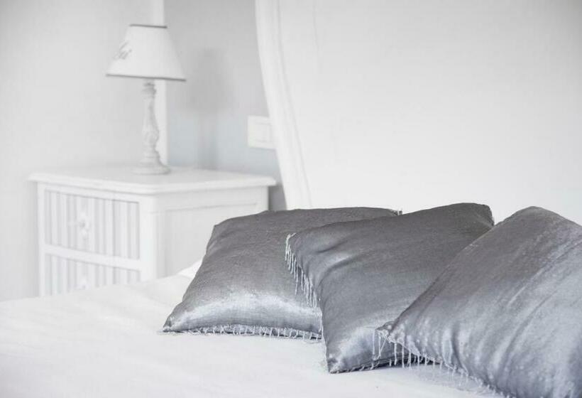 スタンダードルーム, B&b The Divine