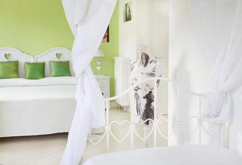 スタンダードトリプルルーム, B&b The Divine