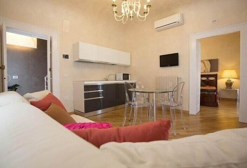 带1个卧室的带阳台的公寓, B&b Jsuite