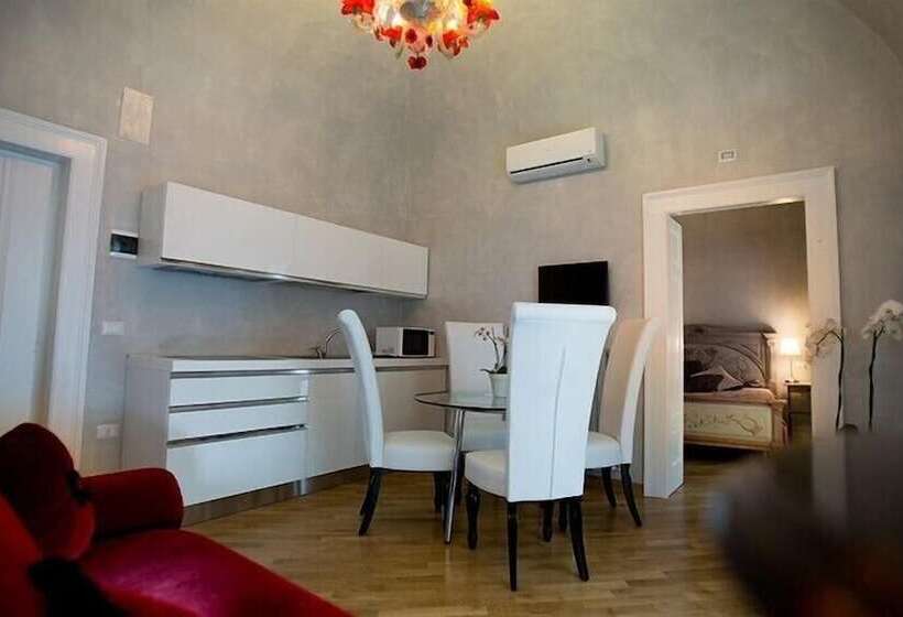 Апартаменты 1 Спальня с Балконом, B&b Jsuite