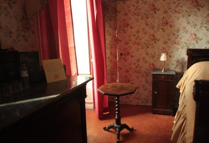 اتاق راحتی, Chateau De Saint Martin