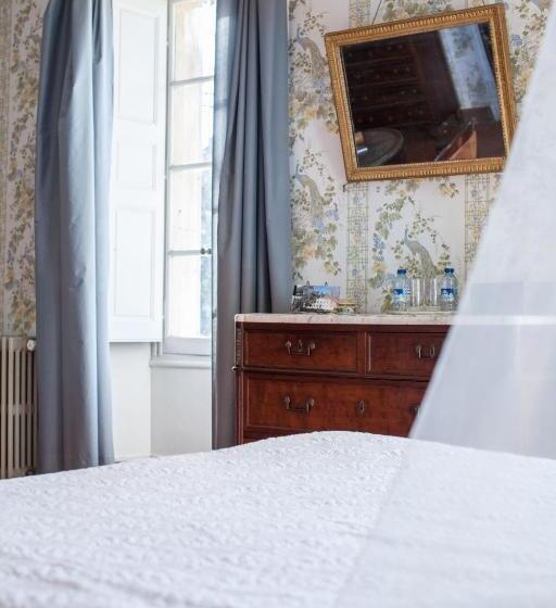 اتاق سوپریور, Chateau De Saint Martin