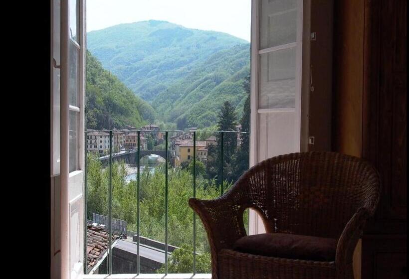 חדר סטנדרט נוף לנהר, Villa Rosalena