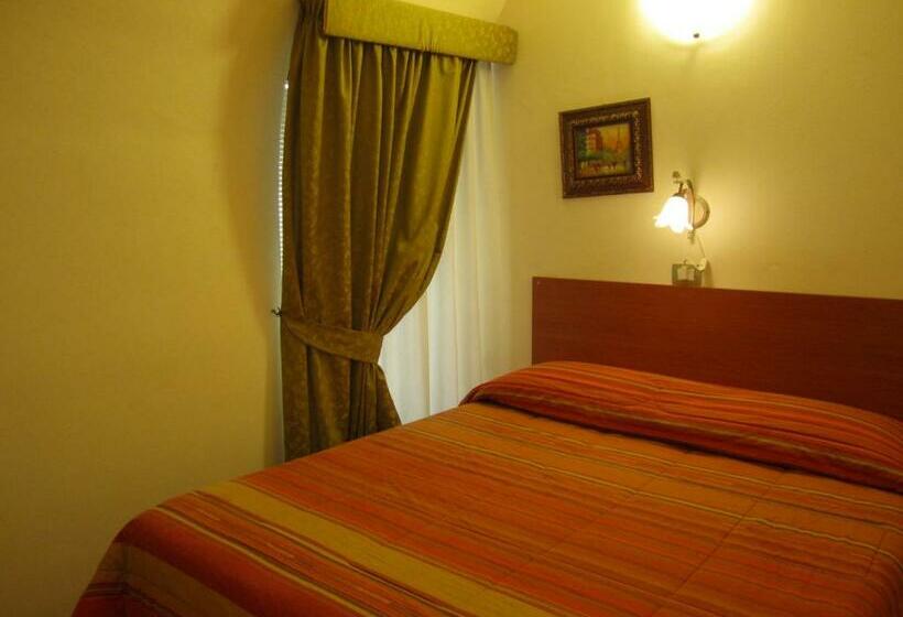 スタンダードシングルルーム, Bed & Breakfast Hostel H24