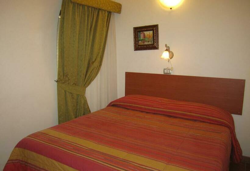 スタンダードシングルルーム, Bed & Breakfast Hostel H24