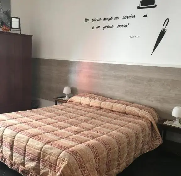 スタンダードトリプルルーム, Bed & Breakfast Hostel H24