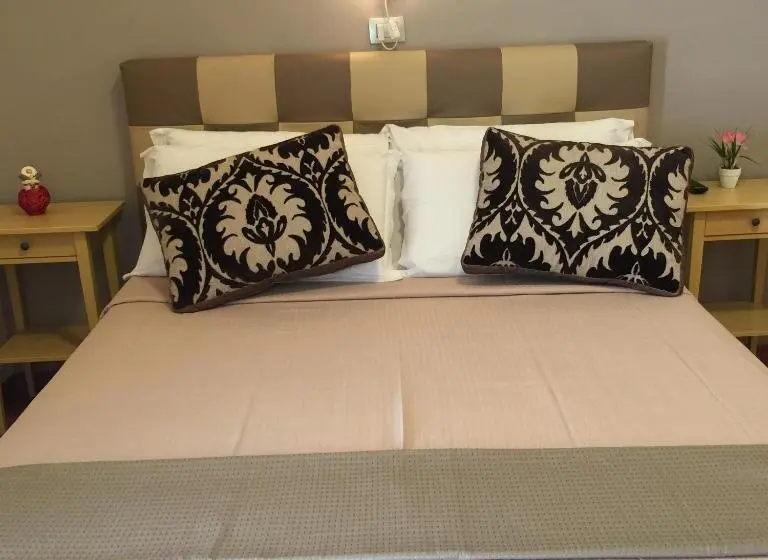 エコノミールーム, Bed & Breakfast Hostel H24