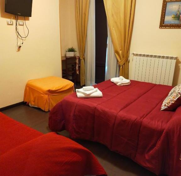 スタンダードトリプルルーム, Bed & Breakfast Hostel H24