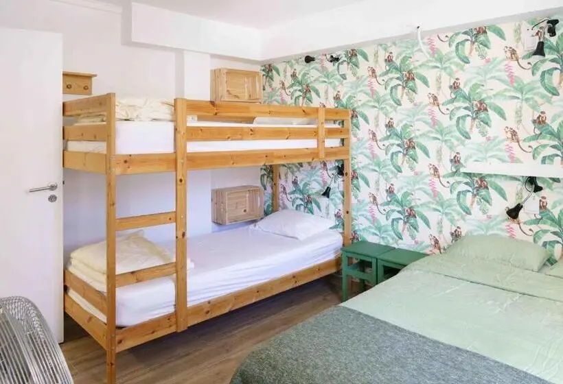 Perhehuone, Cascais Bay Hostel