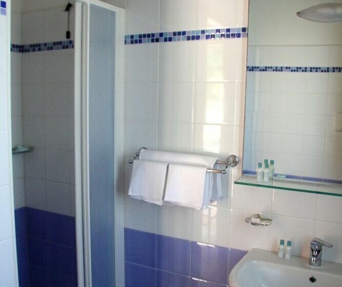 اتاق استاندارد چهار تخته, Arcomagno Hotel Village Club