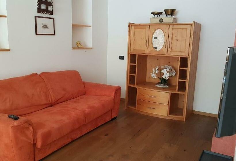 スタンダードルーム, Brunello