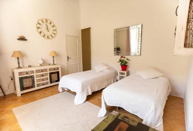 Люкс, Châteauzen