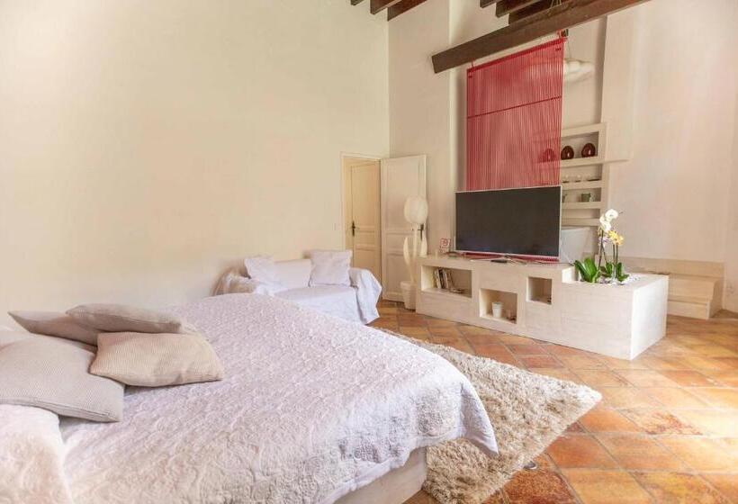 Люкс, Châteauzen