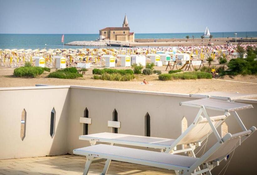 3-Bett-Standardzimmer Meerblick, Delfino