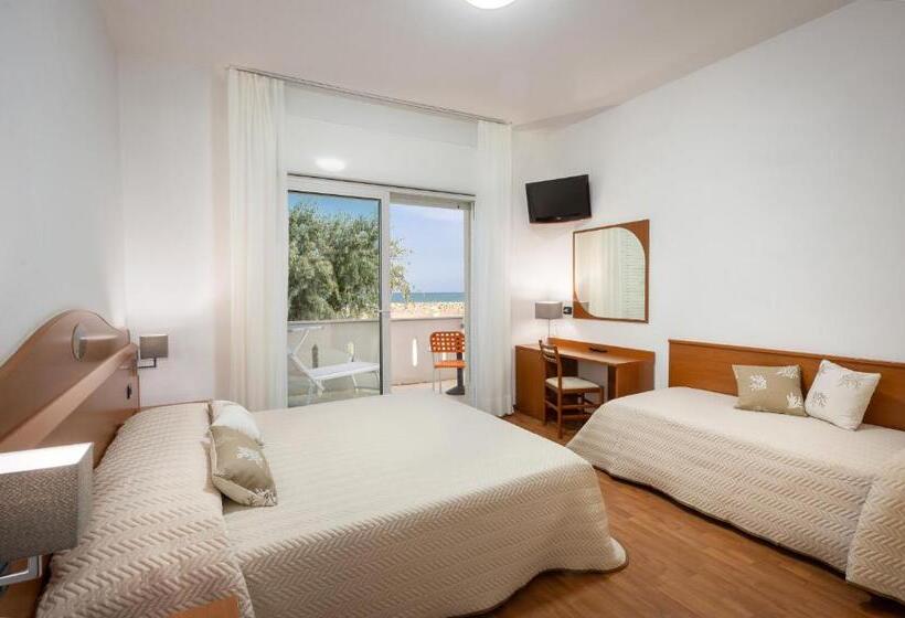 3-Bett-Standardzimmer Meerblick, Delfino