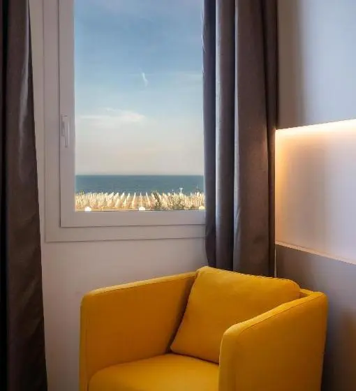 Deluxe Zimmer mit Meerblick & Balkon, Delfino