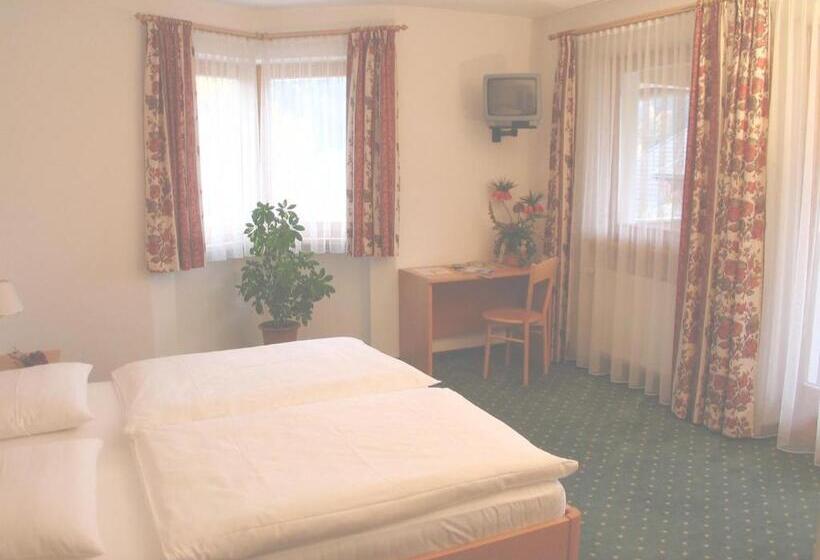 スタンダードルーム, Elisabeth