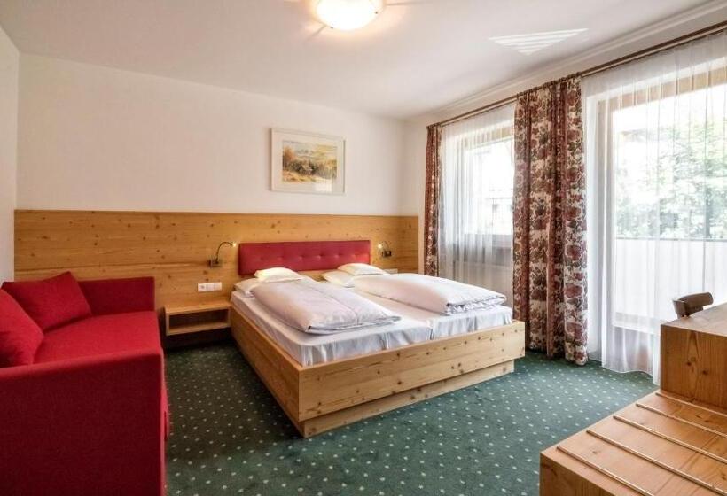 スタンダードトリプルルーム, Elisabeth