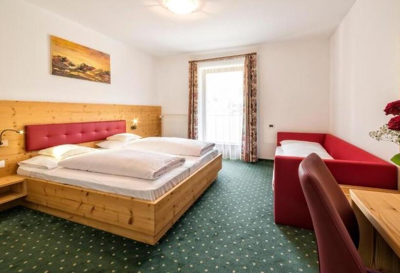 スタンダードトリプルルーム, Elisabeth