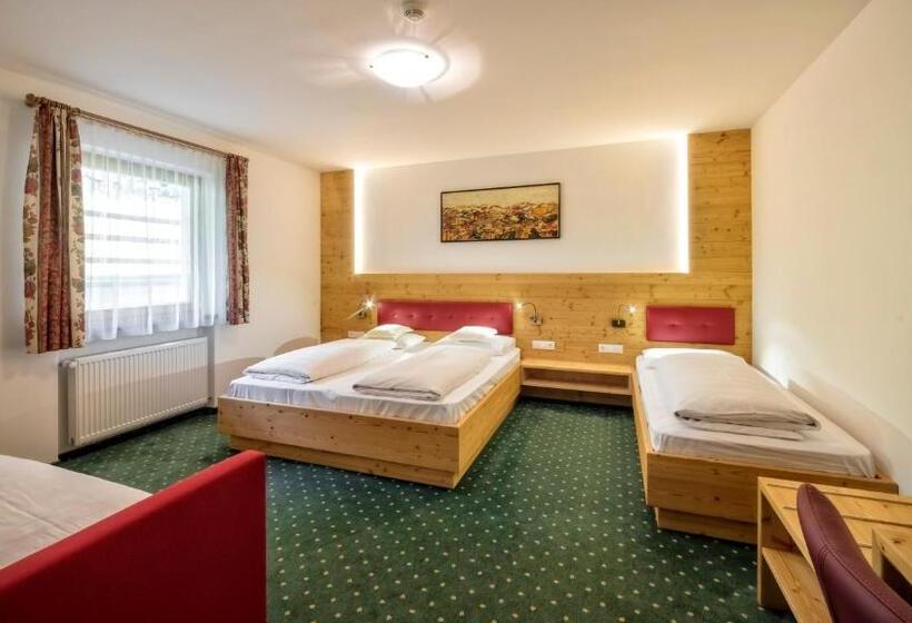 スタンダードトリプルルーム, Elisabeth