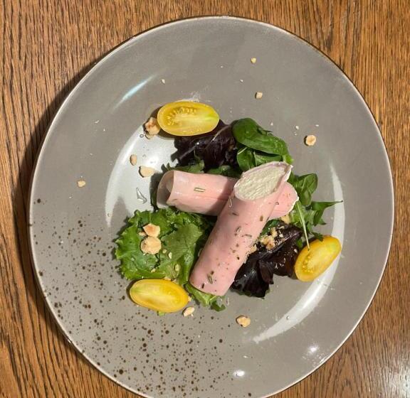 スタンダードトリプルルーム, Elisabeth