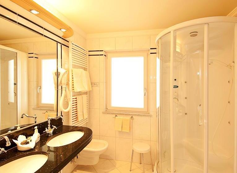 غرفة سوبيريور, Funggashof