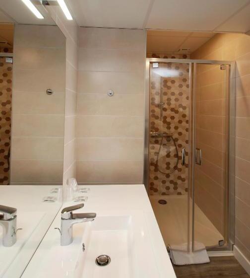 标准间, Hôtel Montfort