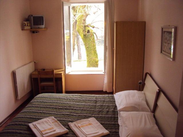 اتاق استاندارد, La Salsesina
