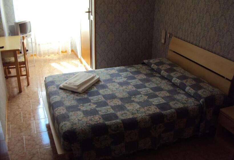 غرفة قياسية فردية, La Salsesina