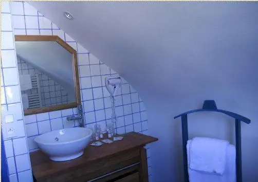 Camera Tripla Standard Vista Mare, Le Suroit