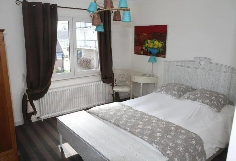 Camera Quadrupla Standard Vista Mare, Le Suroit