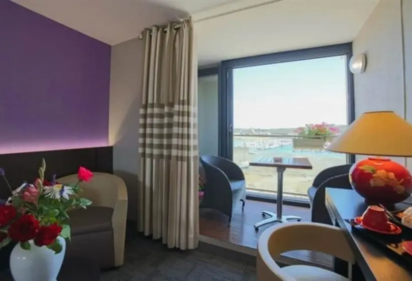 オーシャンビュースタンダードルームバルコニー付き, Le Thalassa Hôtel & Spa